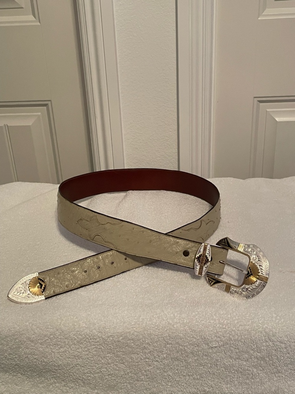 Lucchese Ostrich Belt With Montana Silversmiths Ranger Buckle Vintage